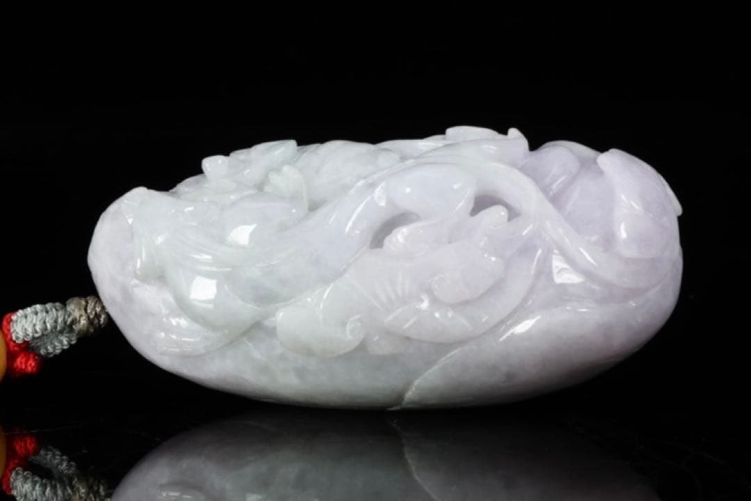 中国美術】 ラベンダー翡翠 紫翡翠手彫 細密彫刻 龍紋 握り石 根付 紐付