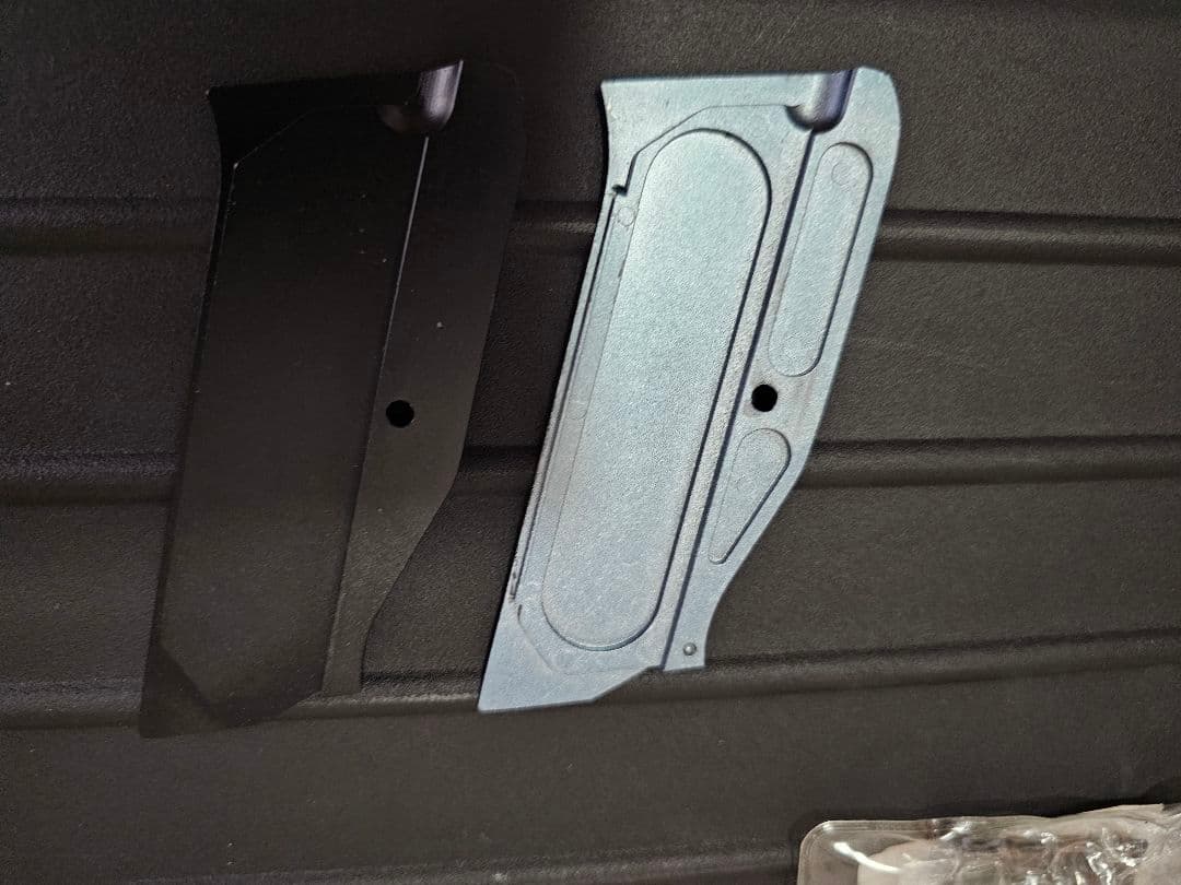 ［希少品］CL製　CZ SHADOW2　グリップパネル Carbon8