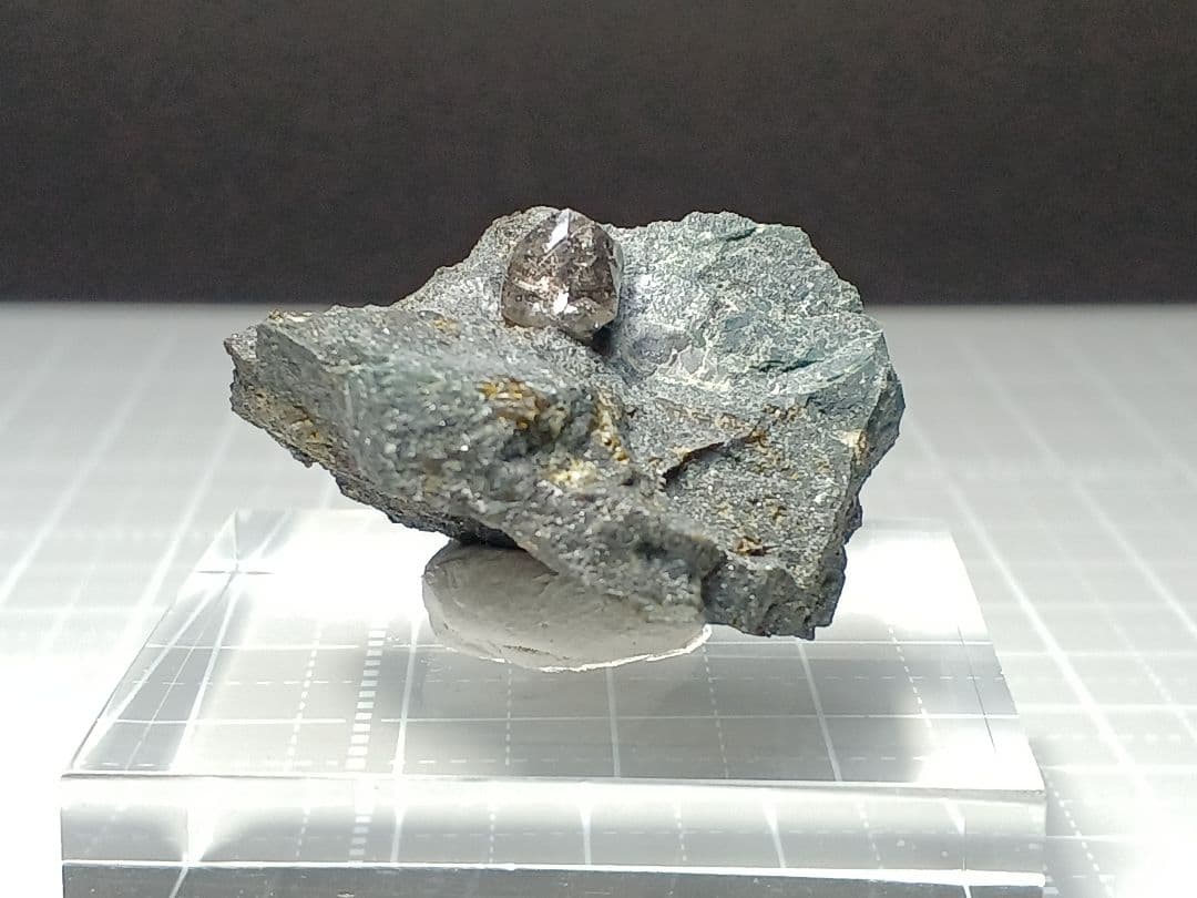 たーさん様専用 ダイヤモンド キンバーライト 原石 接着標本 鉱物標本