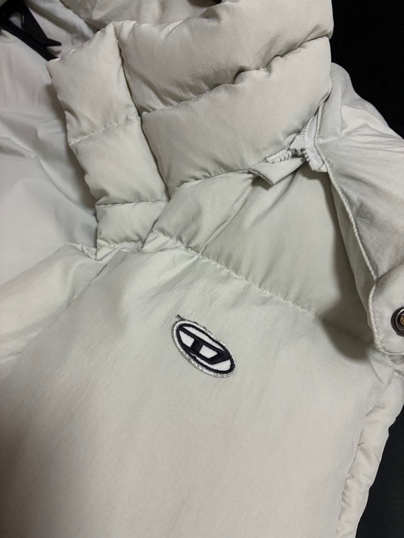 【ナナコ様】DIESEL フード付き ホワイト ダウンベスト ディーゼル 希少