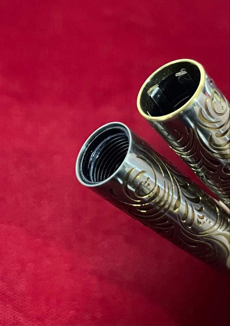 ⚪︎新品未使用 1970年代製 レディ 唐草 アイボリーカバー 18K F 絶版