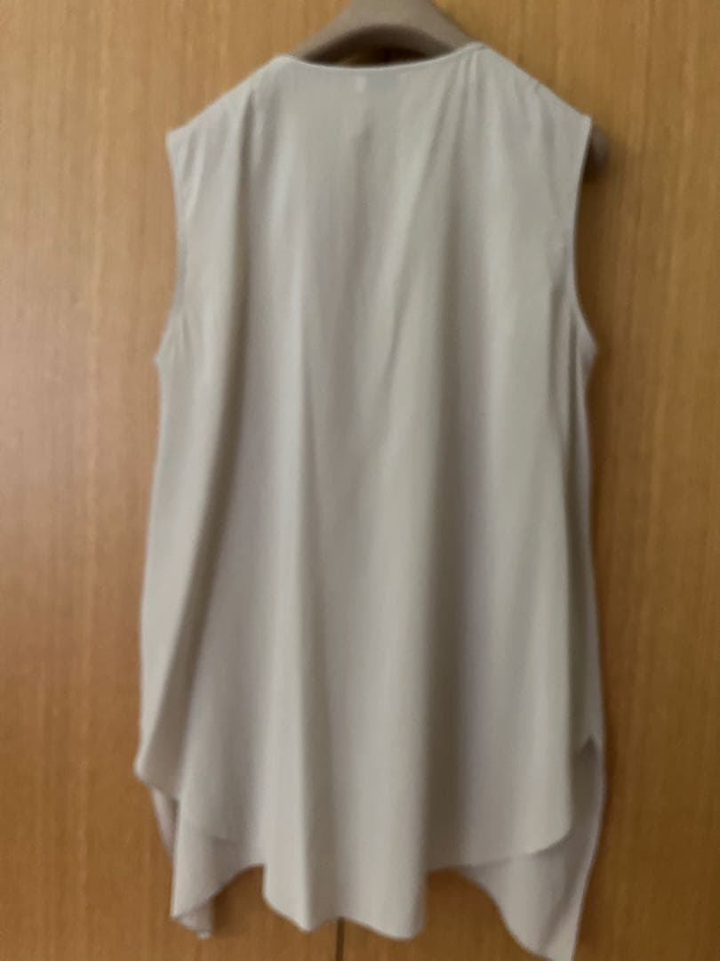 未使用品★ブルネロクチネリ トップス