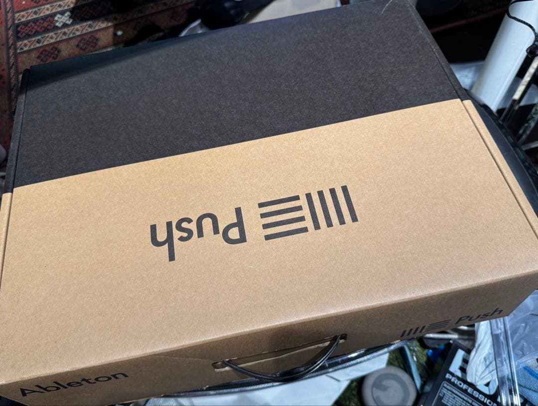 Ableton Push2 MIDIコントローラー 専用カバー付き