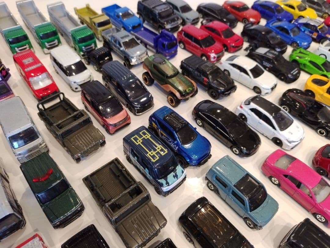 トミカなど【１５４品】まとめ売り