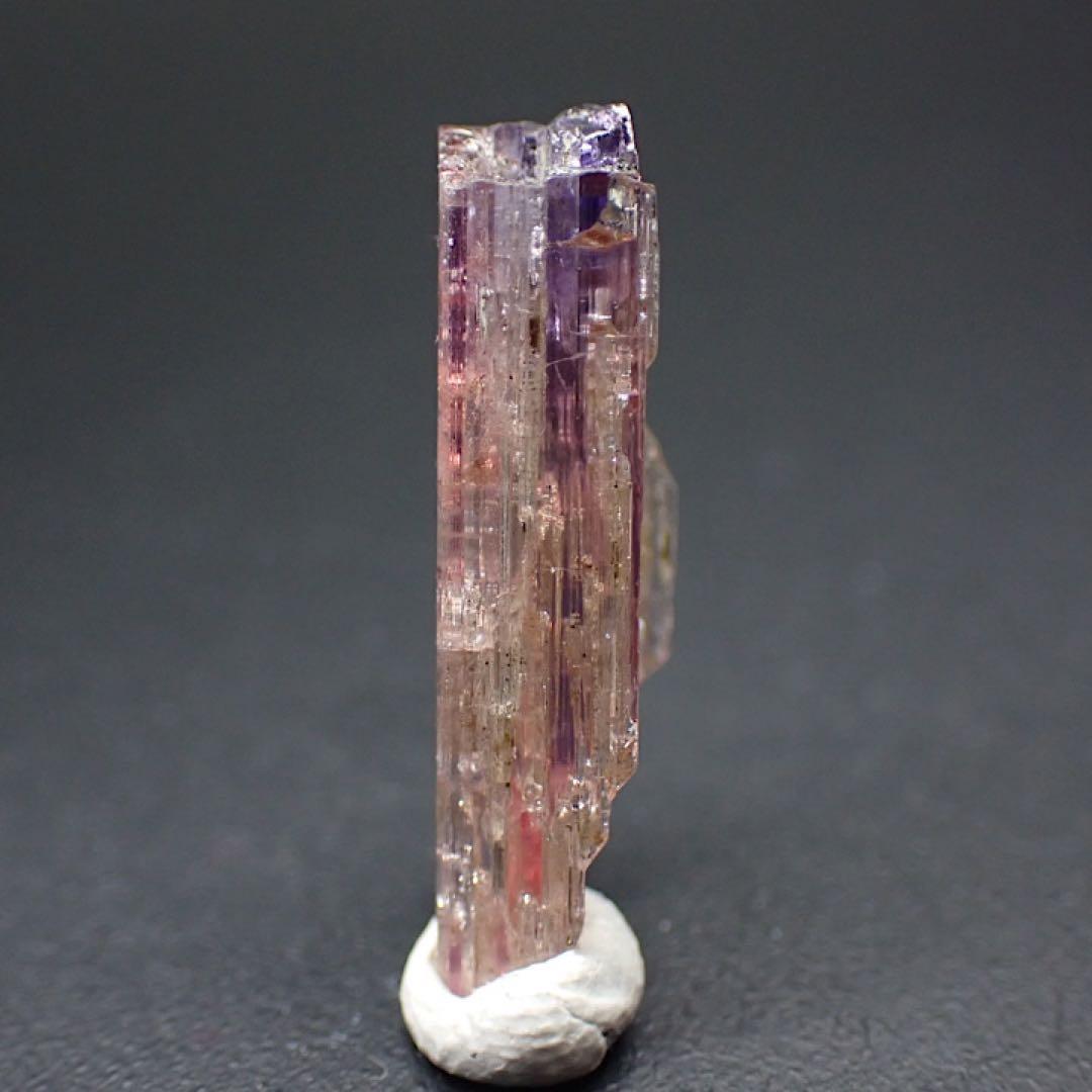 タンザニア/メレラニ産】非加熱マルチカラーゾイサイト