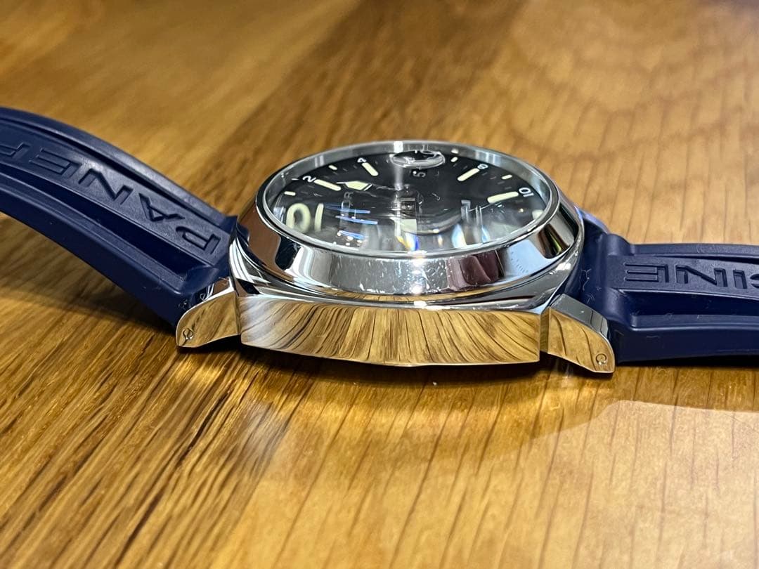 パネライ PANERAI LUMINOR GMT PAM01088