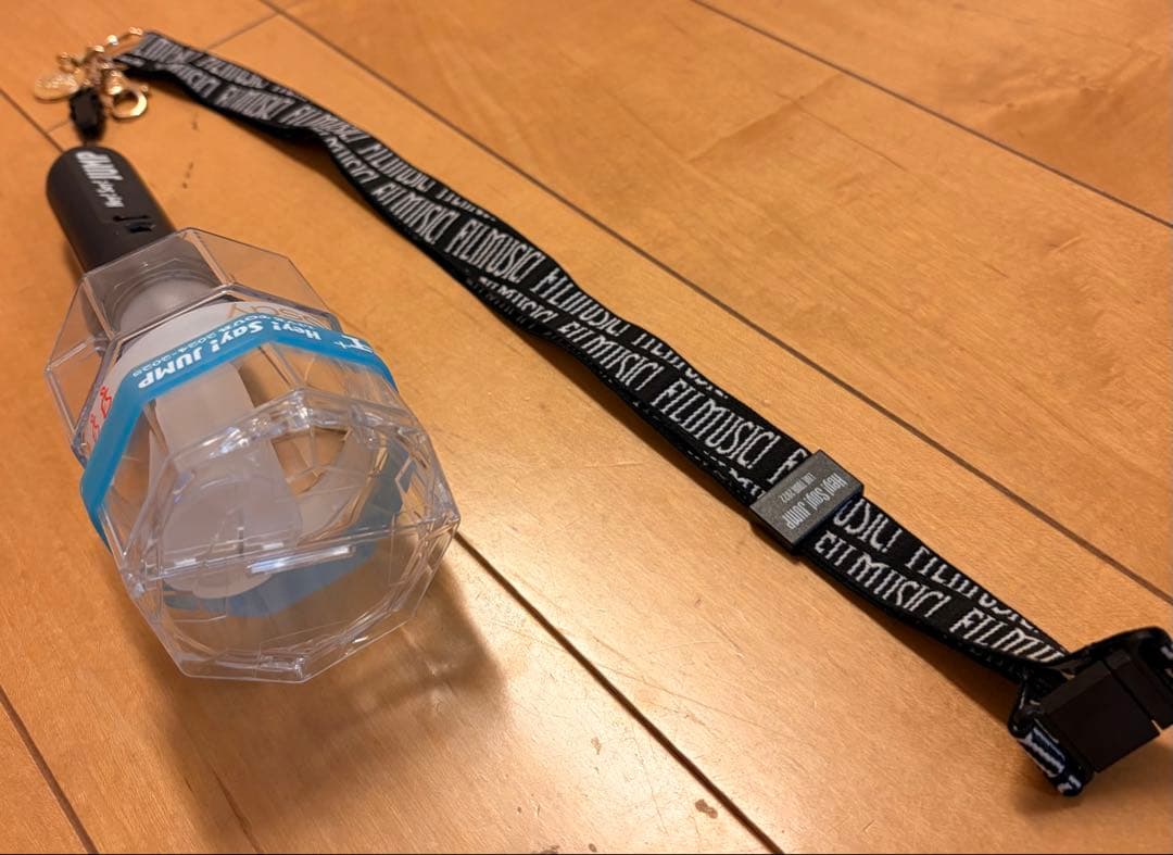 Hey! Say! JUMP ペンライト h+（ネックストラップ、バンド付き）