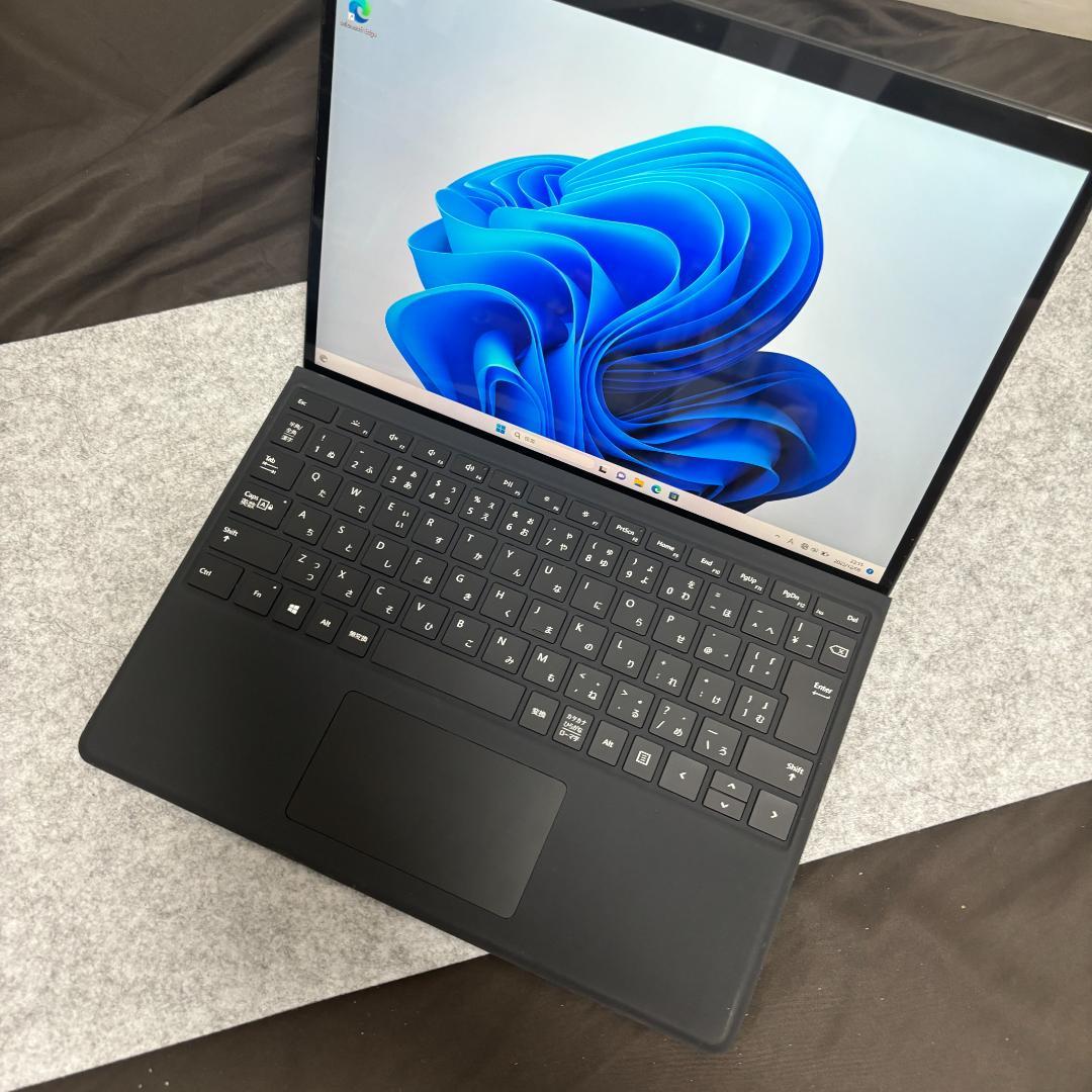 Surface pro8 8gb 256gb 純正キーボード付き