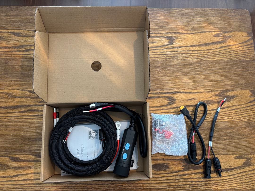 新品・付属品あり BLUETTI CHARGER 2 DC-DC Charger