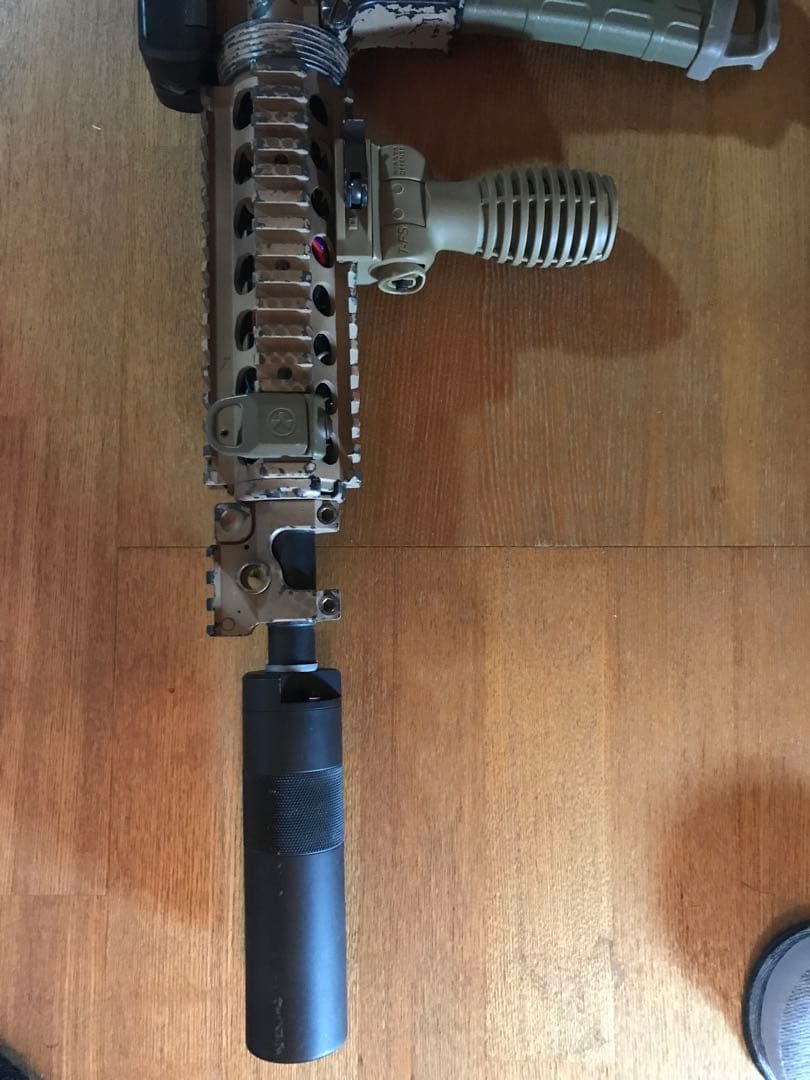 東京マルイ M4 カスタム 8/25 出品取り消します