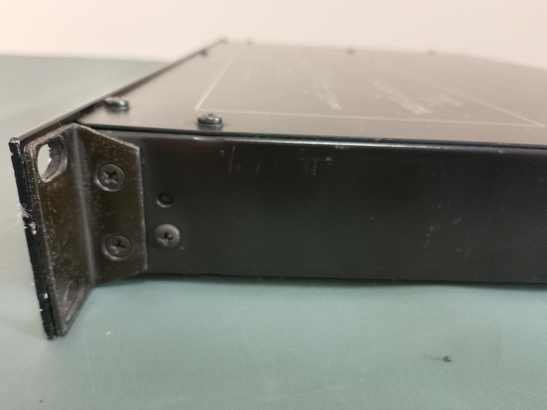 YAMAHA デジタルリバーブ R1000 (b)