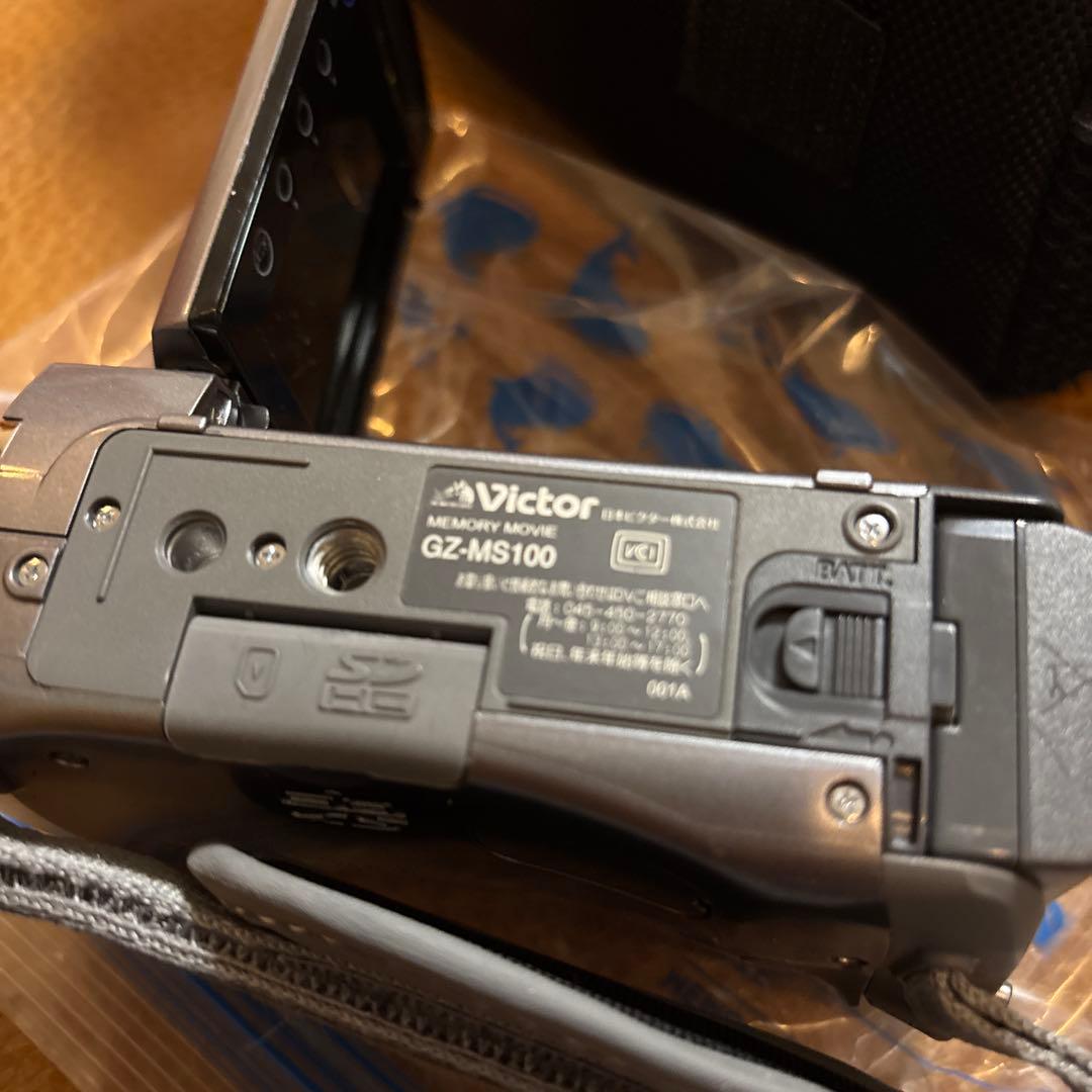 Victor GZ-MS100】 ビデオカメラ カメラバッグ&ケーブル付き