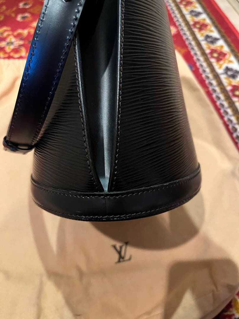 じーじ【極美品】ルイヴィトン　エピ　ショルダーバッグ