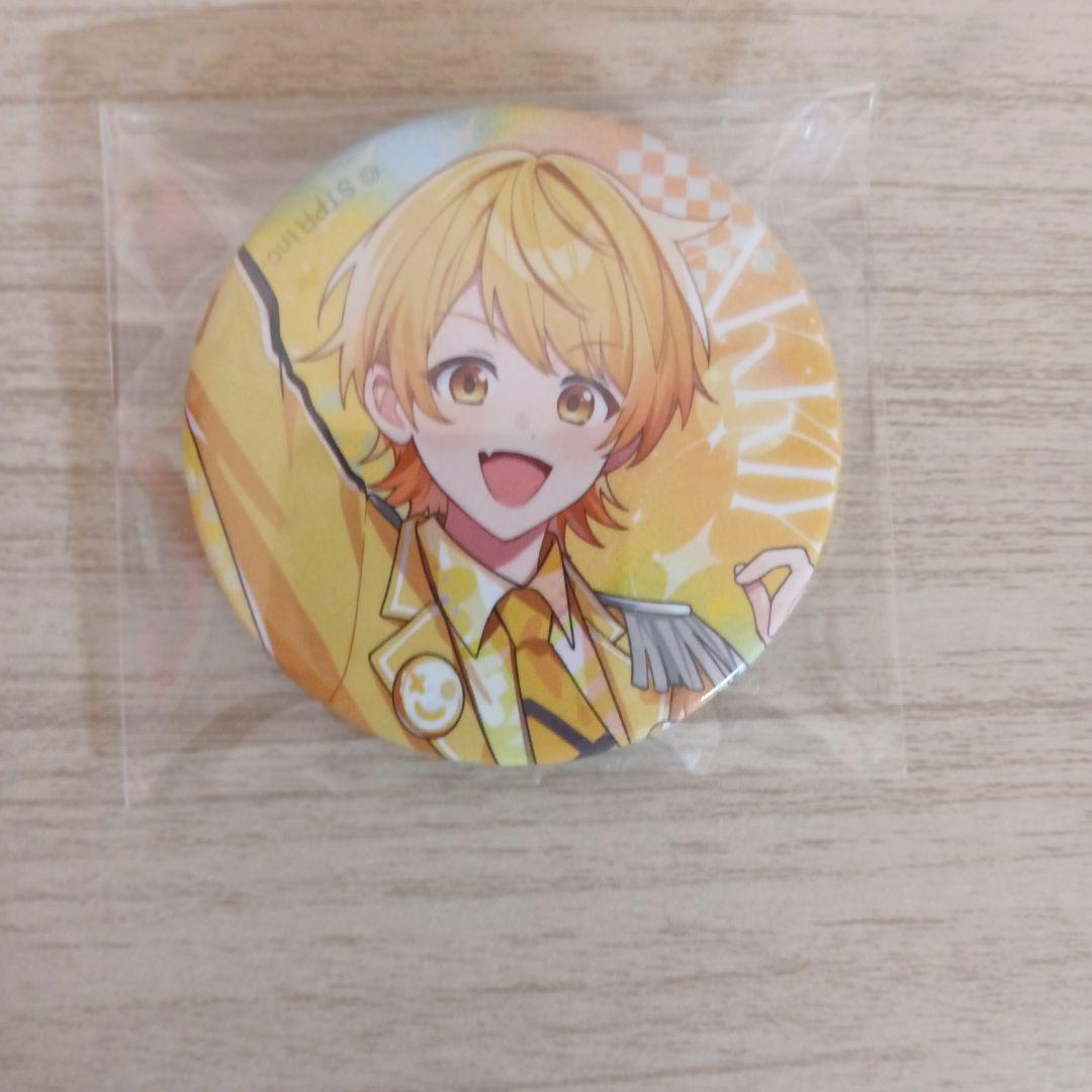 AMPTAK×COLORS あっきぃ 缶バッジ AGF 等身 - メルカリ
