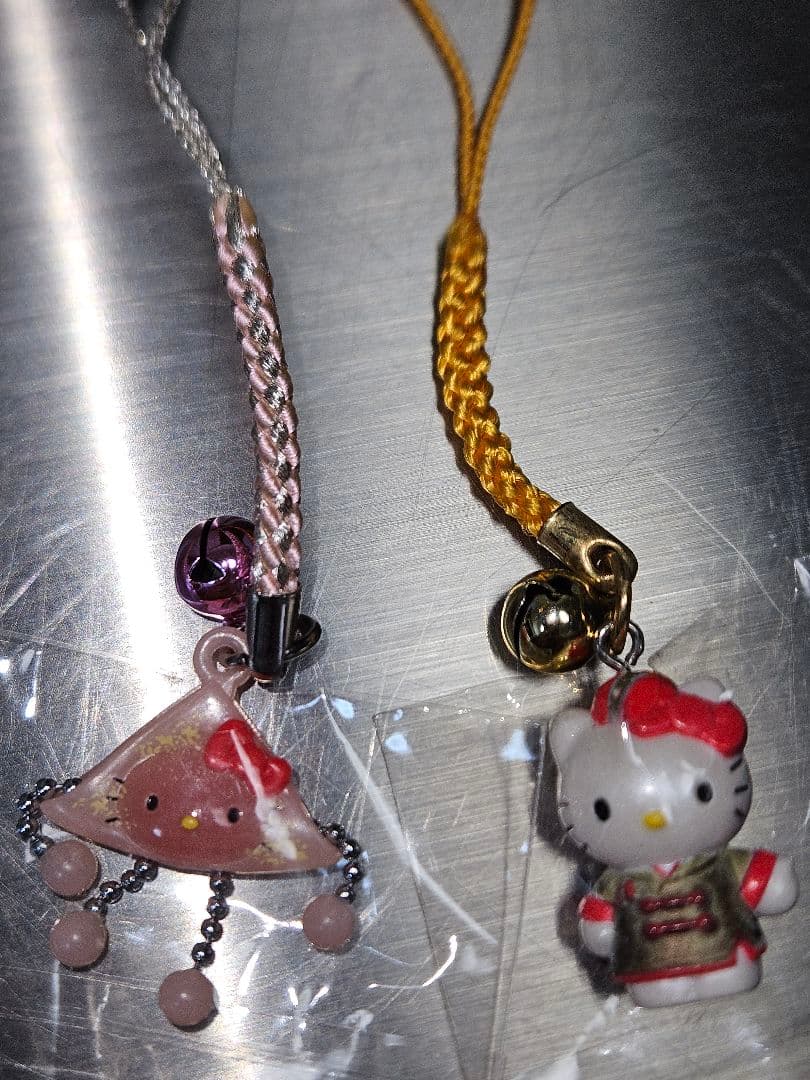 ✨ 新品 ✨　非売品　ハローキティ　ご当地他　ストラップ　12　セット　サンリオ