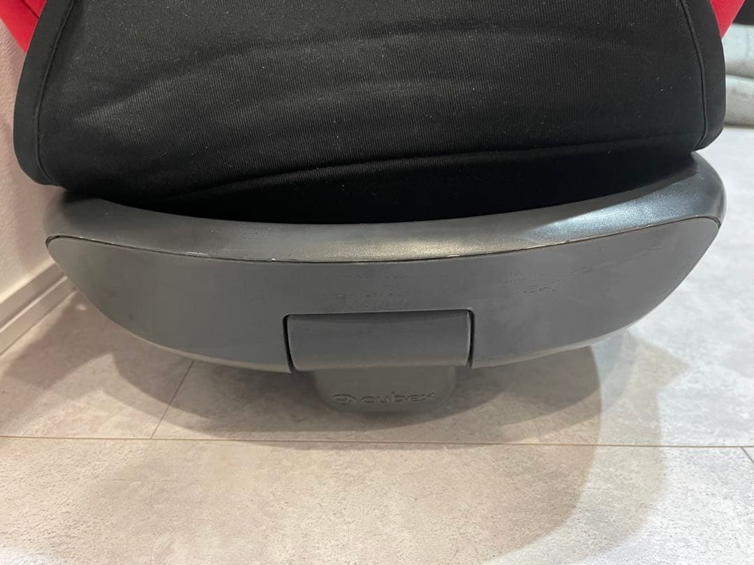 期間限定値下げ！サイベックス　チャイルドシート シローナ　ISOFIX対応