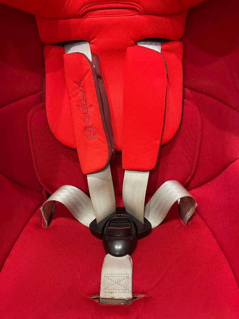 期間限定値下げ！サイベックス　チャイルドシート シローナ　ISOFIX対応