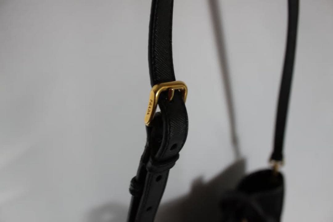 PRADA プラダ　テスート　ロゴ　ハンドショルダーバッグ　ブラック