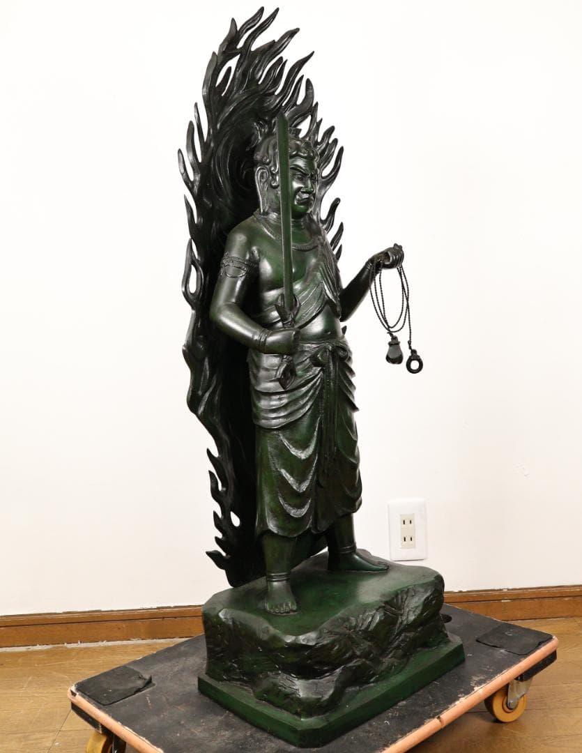 本物保証 般若純一郎 作 「 不動明王立像 」 ブロンズ 高98㎝ 重27.5