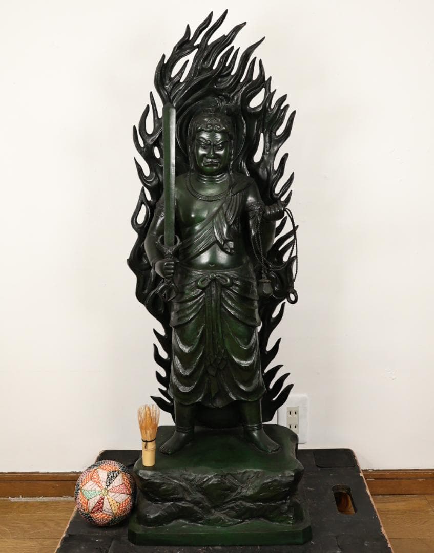 本物保証 般若純一郎 作 「 不動明王立像 」 ブロンズ 高98㎝ 重27.5