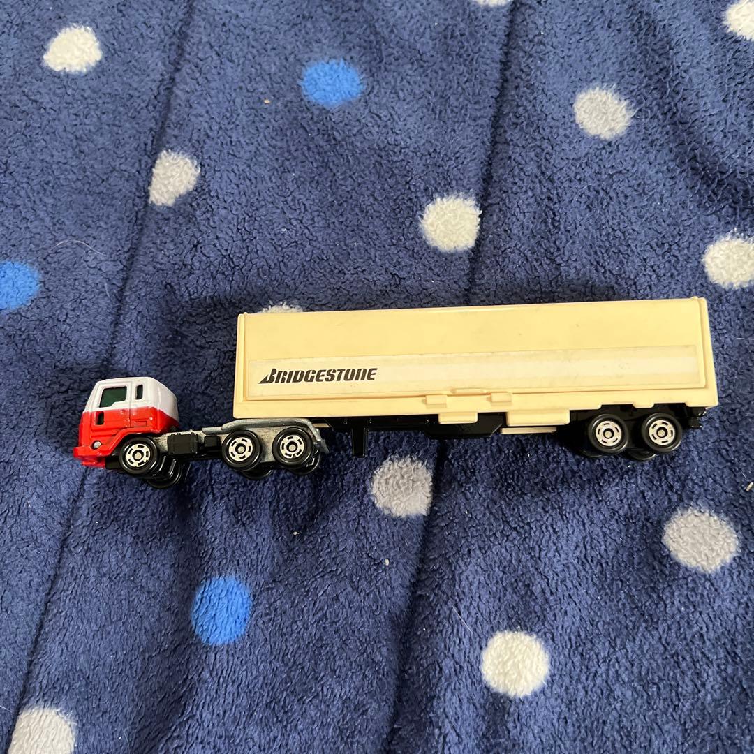 ISUZU V12トレーラーロングトミカ(日本製) 本体のみ外箱なし