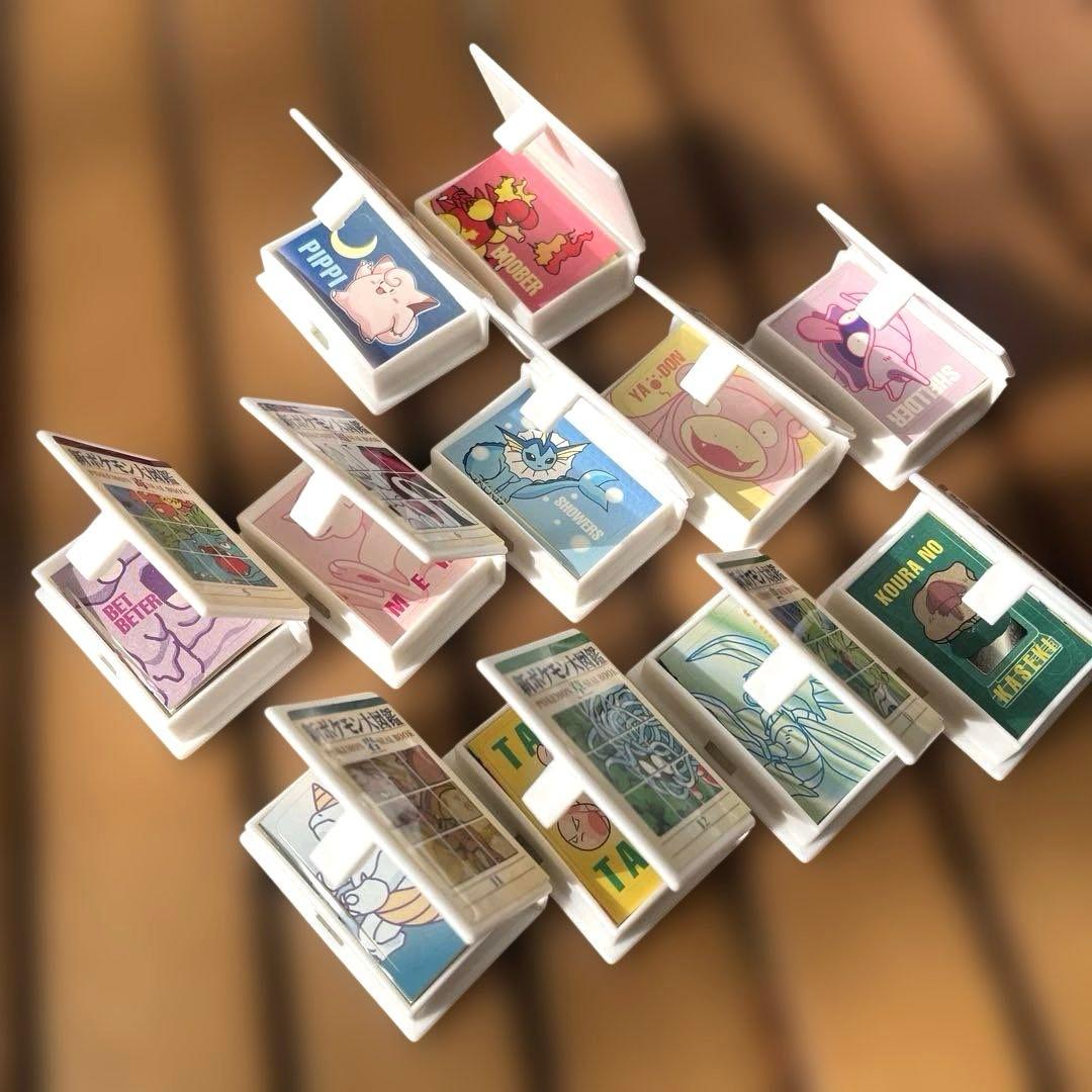 ポケットモンスター　初期　新ポケモン大図鑑　11個　ガチャ1998年