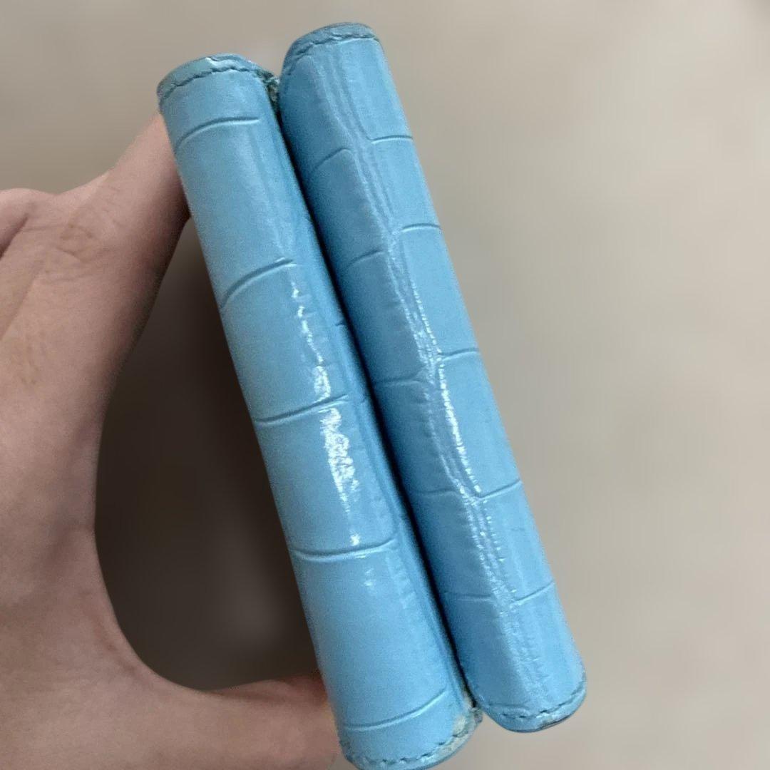 BALENCIAGA 水色 三つ折り財布　型押しクロコ　水色