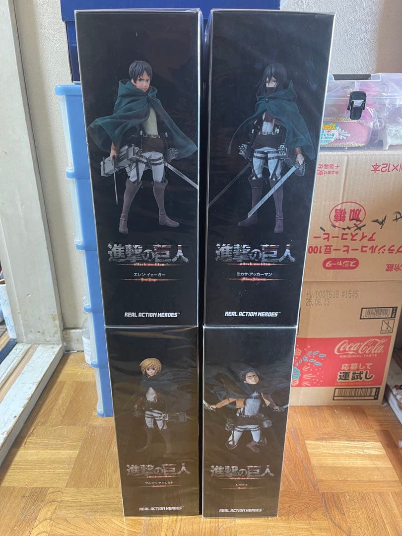 (未開封)進撃の巨人 RAH フィギュアセット