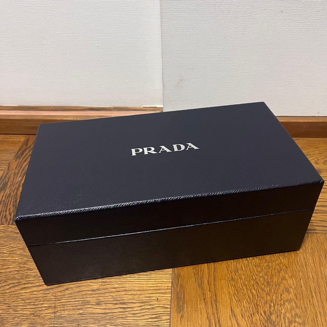 PRADAプラダトライアングルロゴ 三角プレート ラムレザーグローブ手袋81/2