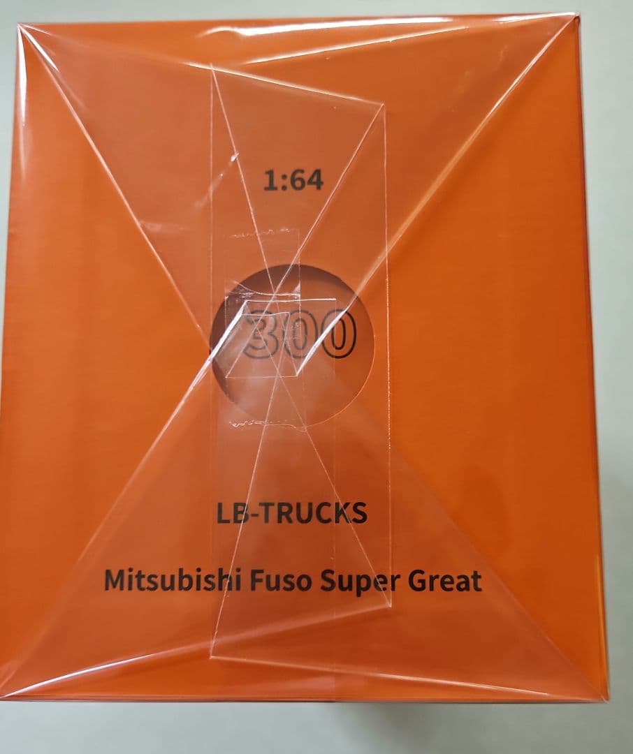 1/64 トランスポーター 三菱 FUSO キャリアカー Track トレーラー