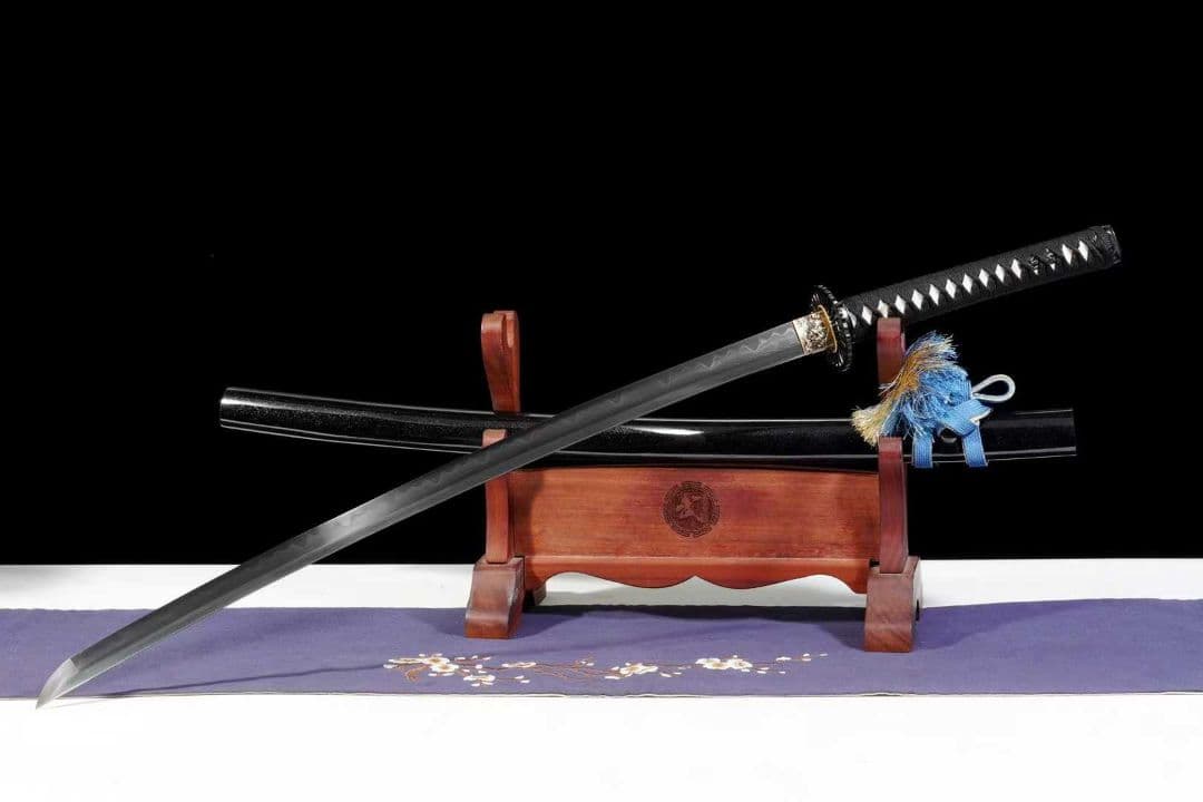 【黒前線】古兵器 刀装具 日本刀　模造刀 居合刀 武士道 鑑賞用 美術刀 贈り物