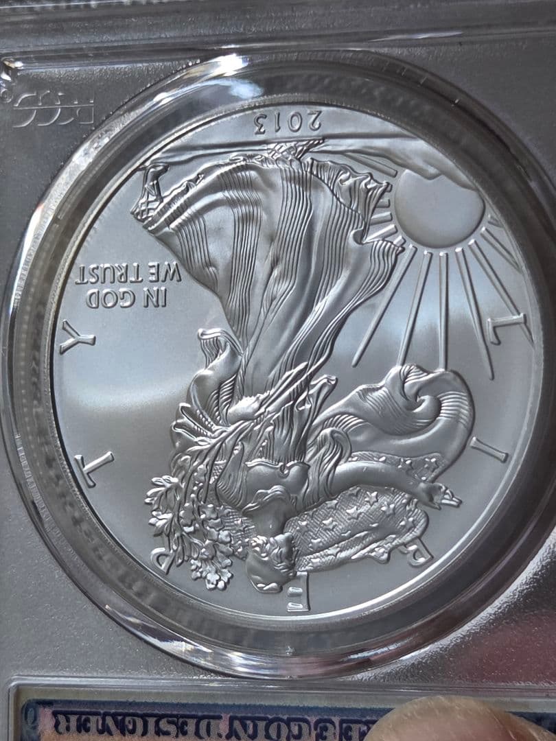 MS70)アメリカ合衆国 シルバー イーグル銀貨 2013 S サイン入り - メルカリ