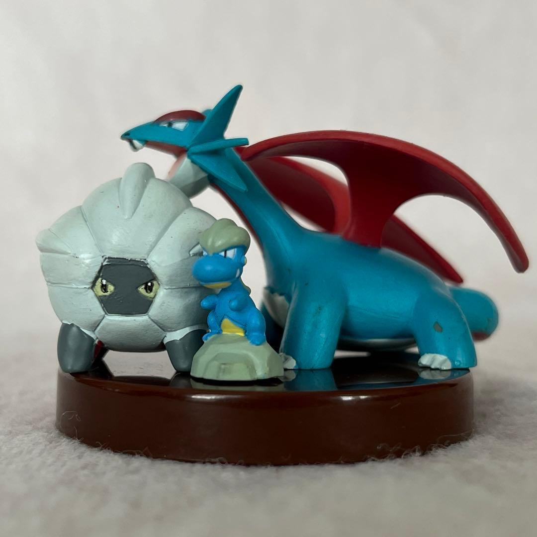 立体ポケモン図鑑 ボーマンダ・タツベイ・コモルー - メルカリ