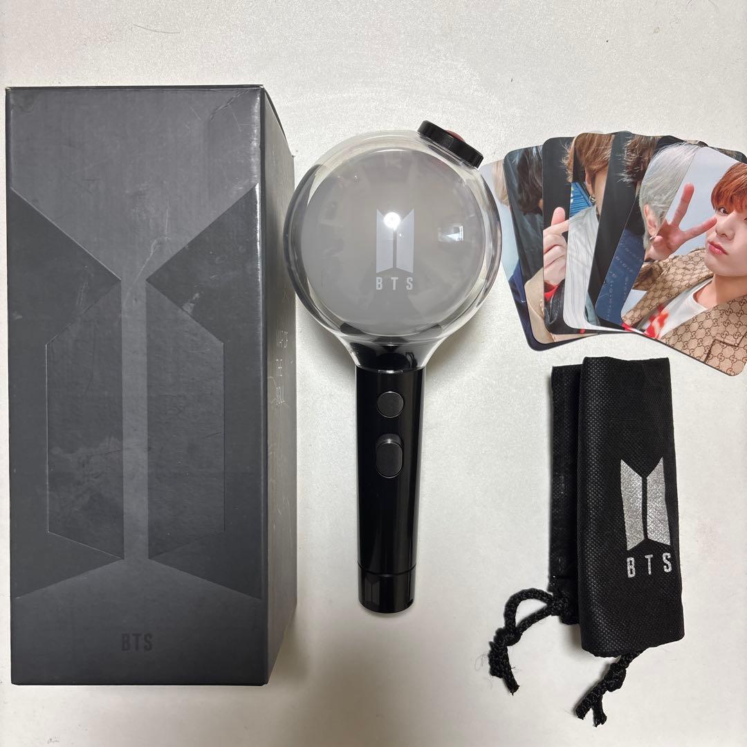 BTS ver.4 ペンライトセット+公式トレカおまけ付き - メルカリ