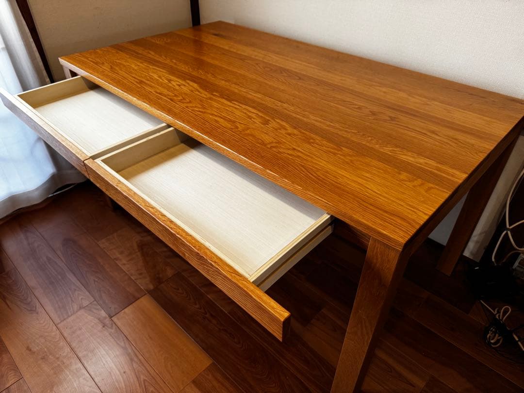 【4/18まで期間限定値下げ！】無印良品／無垢材引き出し付きダイニングテーブル