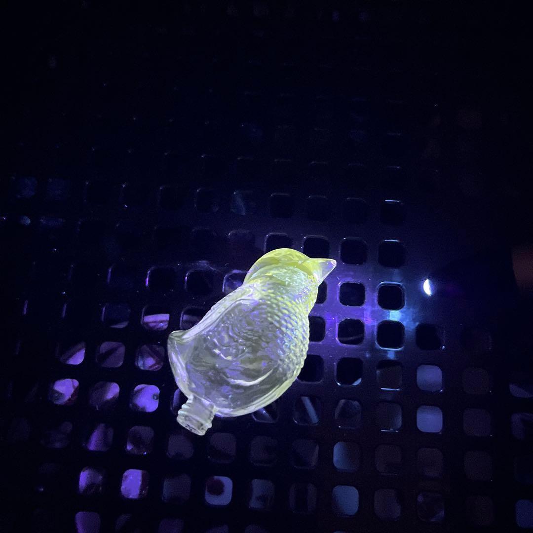 骨董 時代ガラス プレスガラス 雀型 小鳥モチーフ 金平糖？香水瓶