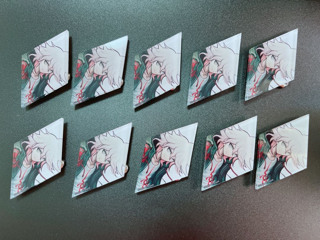 ダンガンロンパ2 狛枝凪斗 希望のカケラ アクリルバッジ｜ダンガン