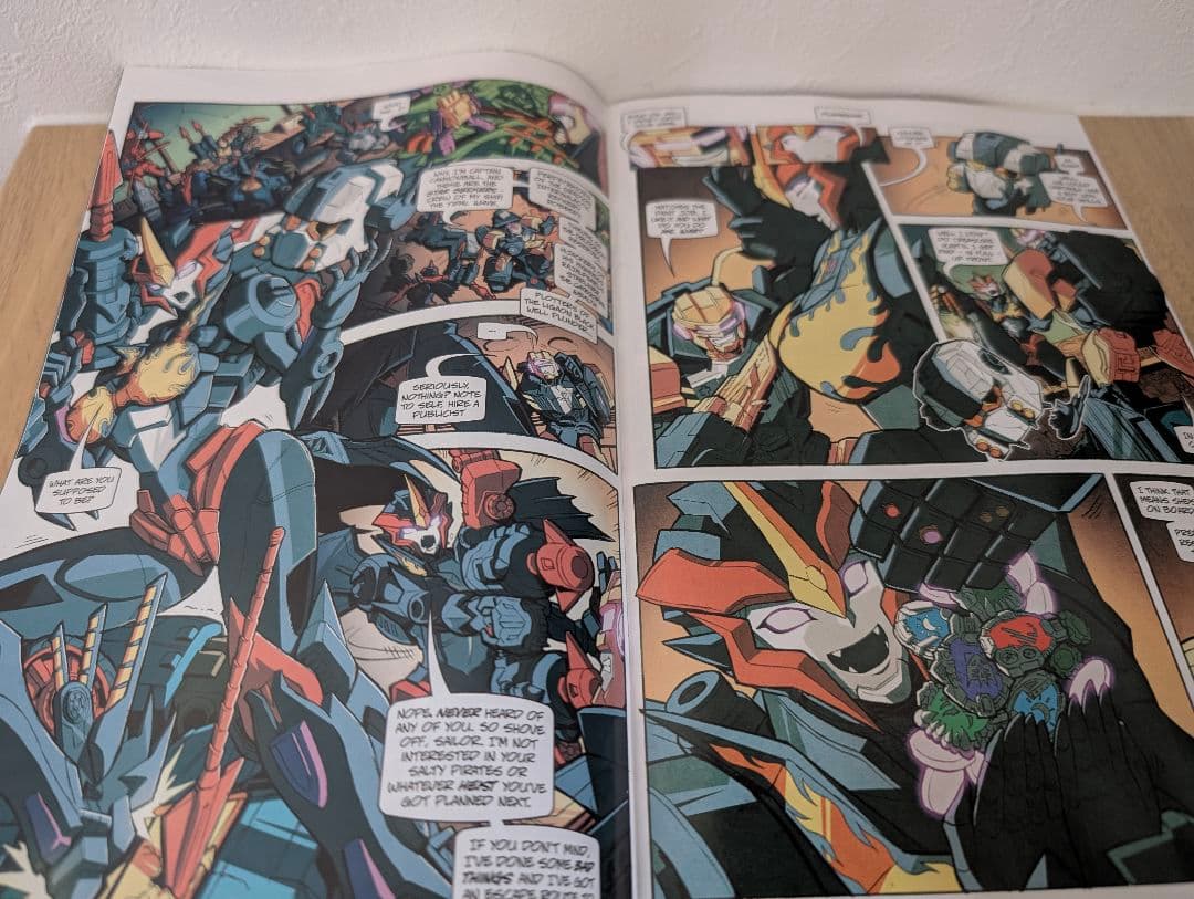 トランスフォーマー BOTCON 2014 フレイムウォー(会報誌付き)