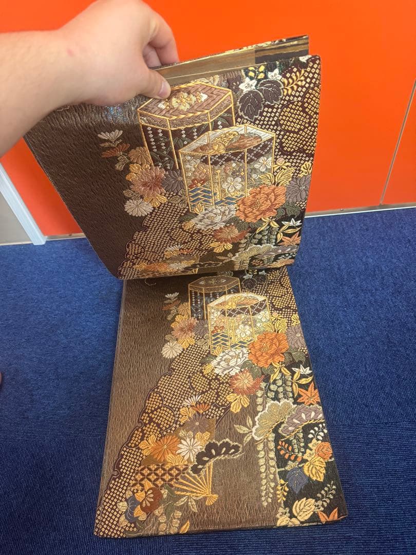 2663袋帯 古代彫金紋 西陣織 金糸 高級上質上品 約440cm 未使用