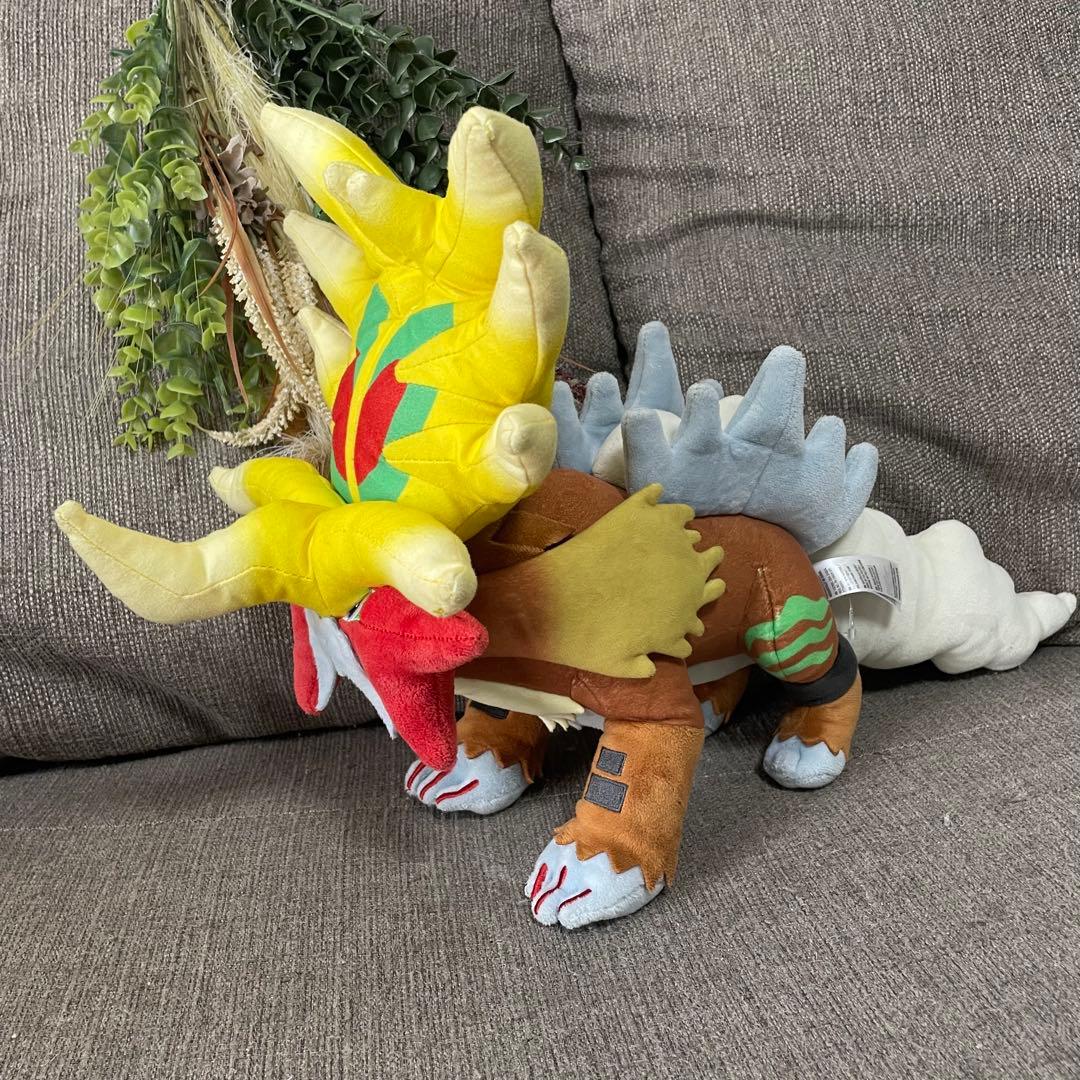 ポケモンセンターオリジナル　ミライドン　ウガツホムラ　三英　コライドンぬいぐるみ