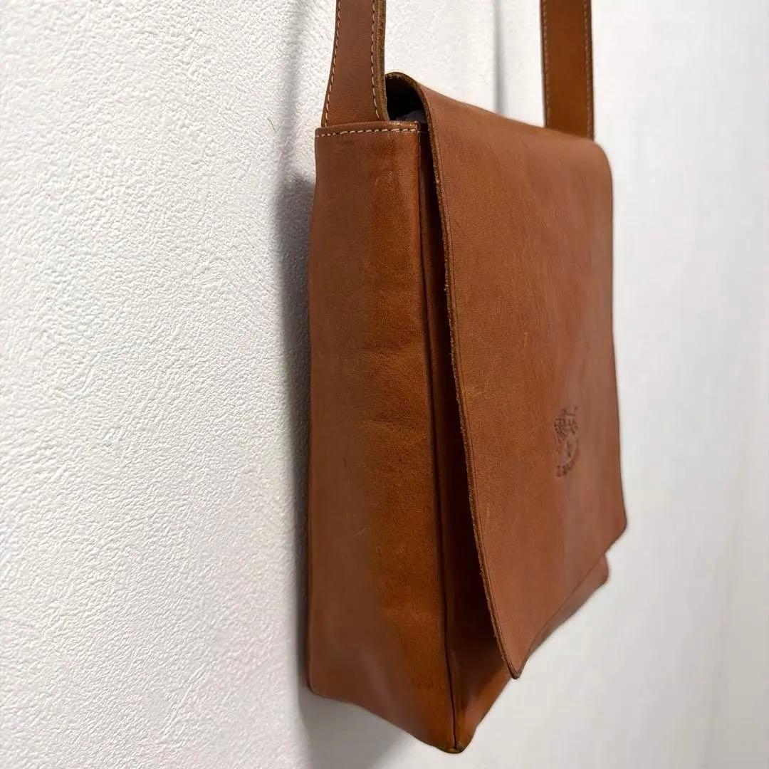 IL BISONTE スクエアレザーショルダーバッグ イタリア製