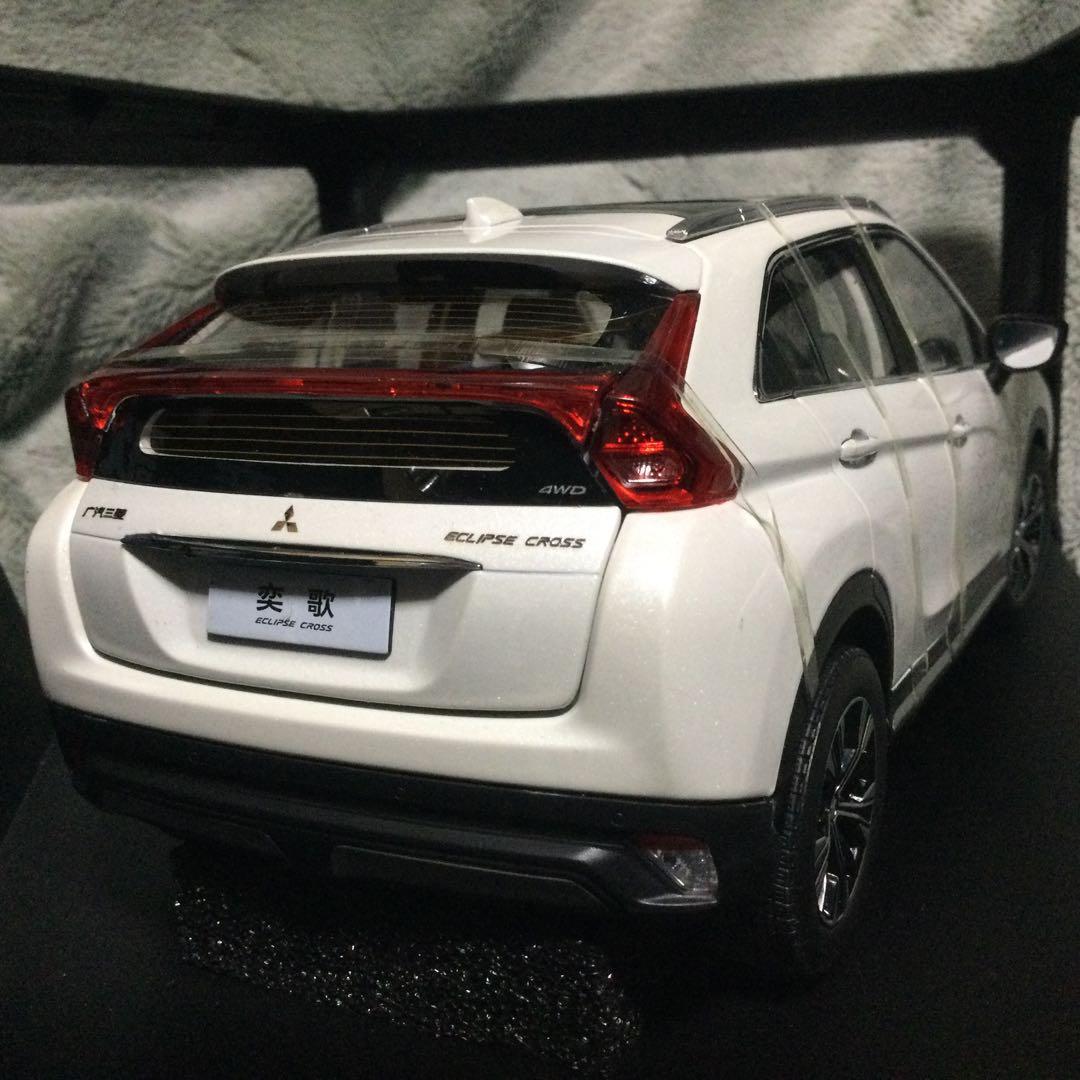 三菱エクリプスクロス　1/18 稀少品ミニチュアカー　ECLIPSE CROSS