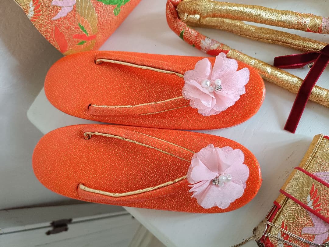 アンティーク格子模様の着物と白の作り帯☆七五三７歳セット