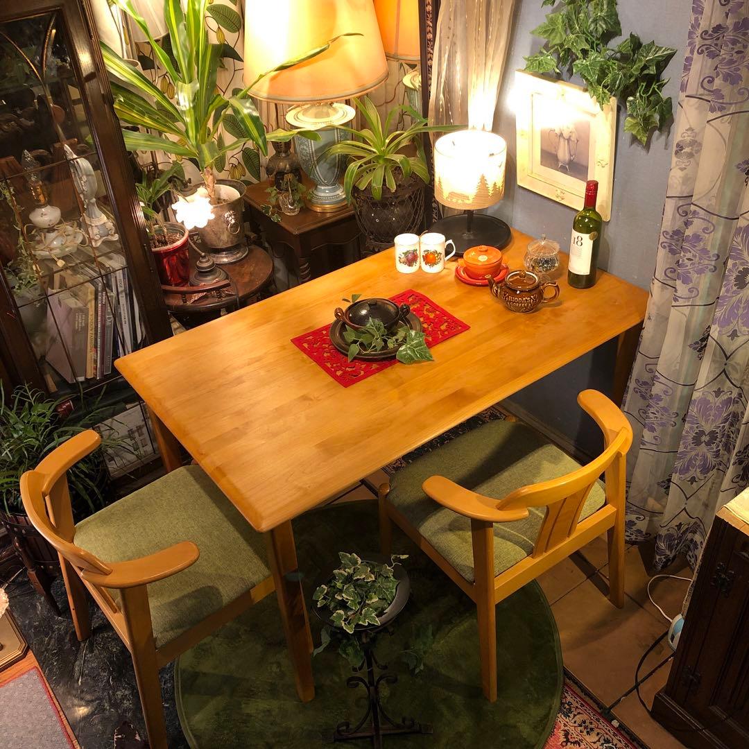 コオロギ　アルダー　ソリッド　オイルフィニッシュダイニングテーブル