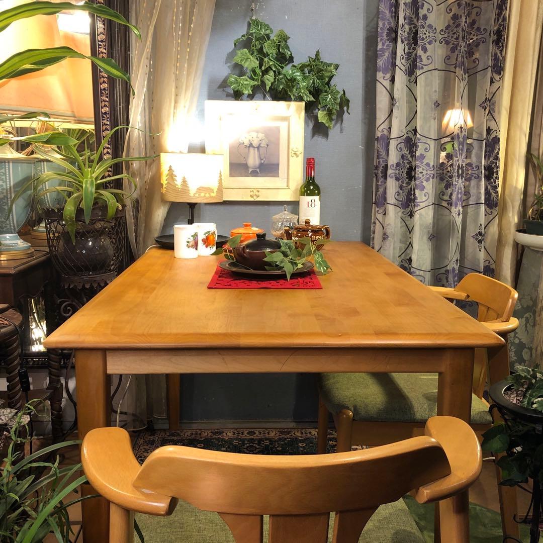 コオロギ　アルダー　ソリッド　オイルフィニッシュダイニングテーブル