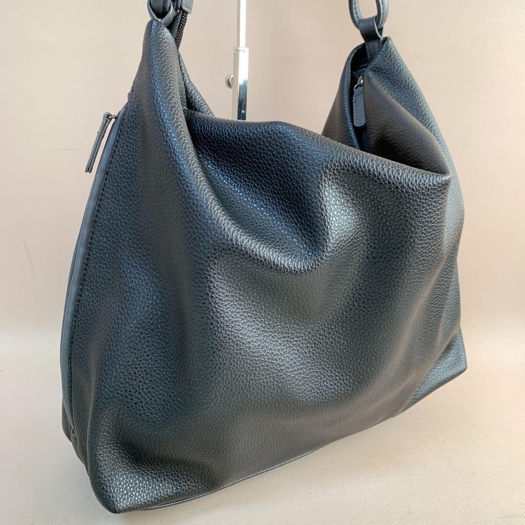 ear PAPILLONNER A4対応 樹脂パーツワンハンドルバッグ　ブラック