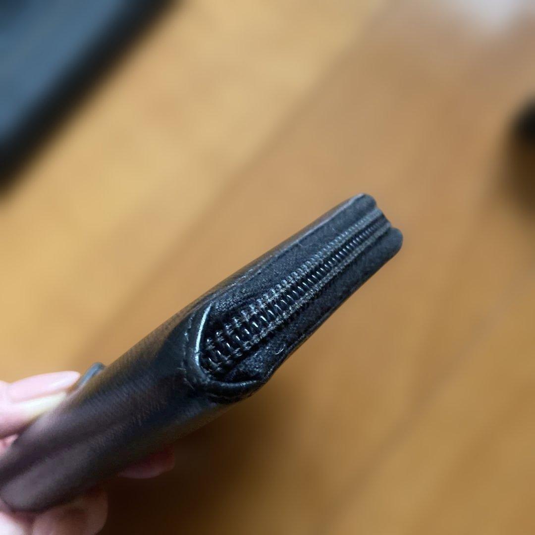 PRADA ブラック 二つ折り財布 ケース