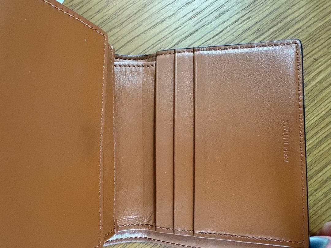 CELINEセリーヌ モノグラム三つ折り財布