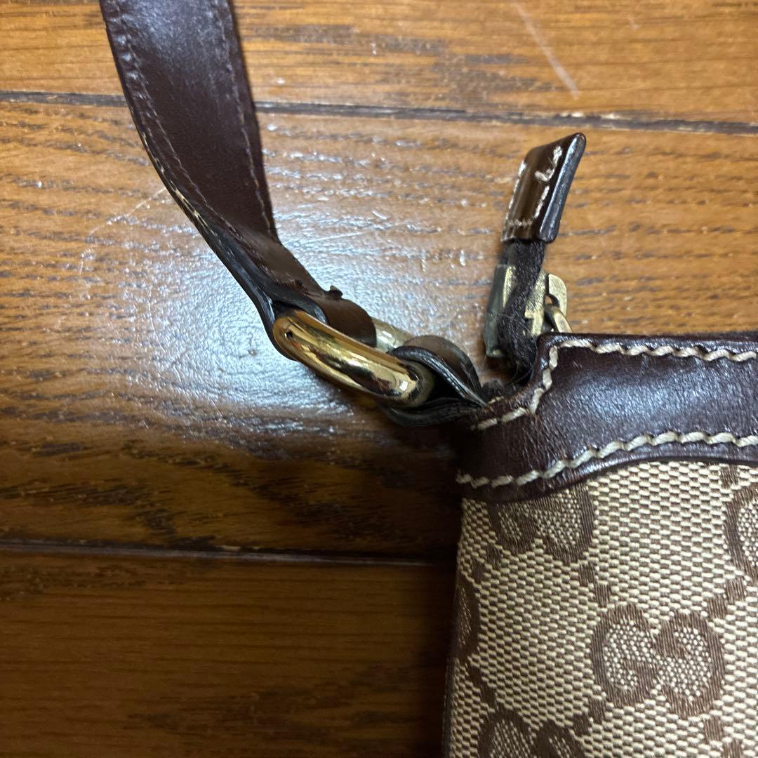 GUCCI GGキャンバス ショルダーバッグ　正規品　232967 520981