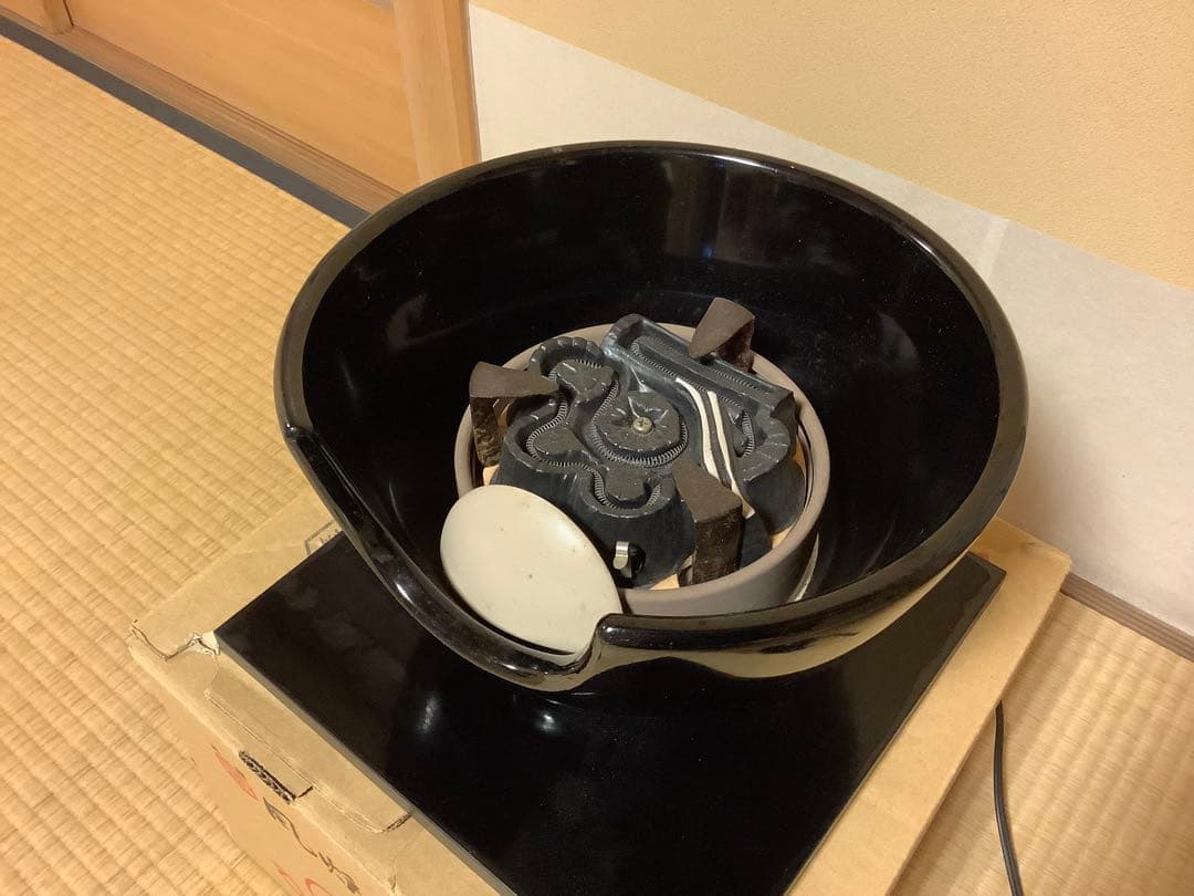 本日限定】茶道具/風炉 茶釡 菊地政光 作 『尾張釜松紋』